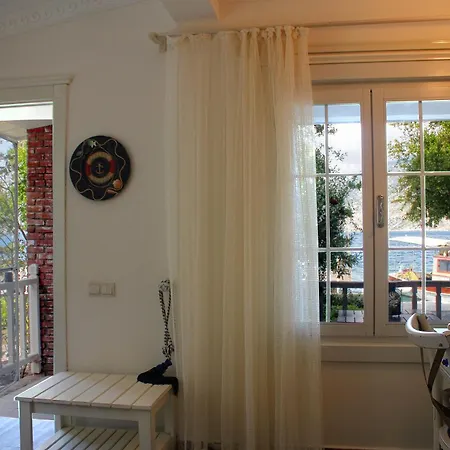 Losta Sahil Evi - Adults Only +12 Konukevi
