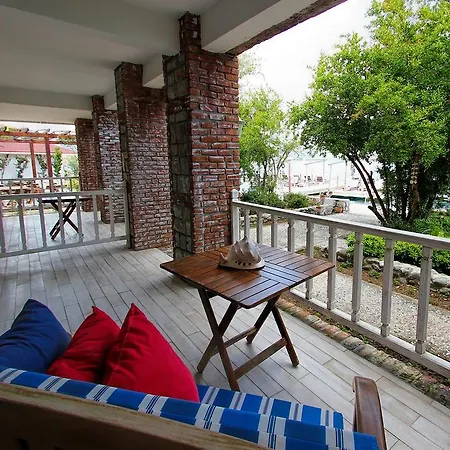 Maison d'hôtes Losta Sahil Evi - Adults Only +12